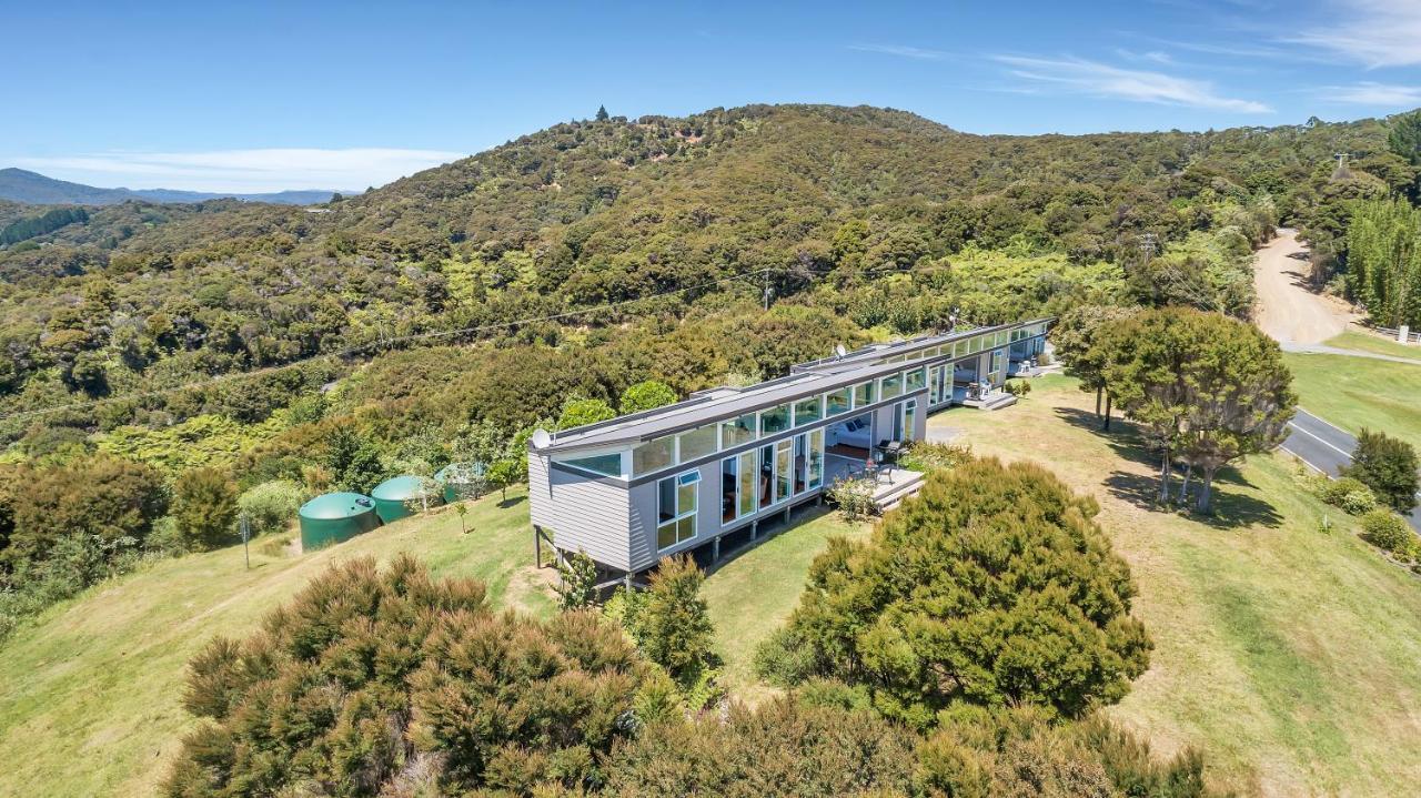 Paroa Bay Chalets - Te Whare Kereru Russell Exterior photo