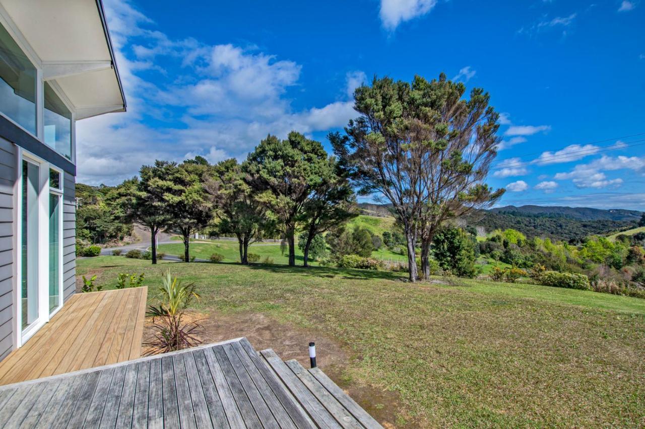 Paroa Bay Chalets - Te Whare Kereru Russell Exterior photo